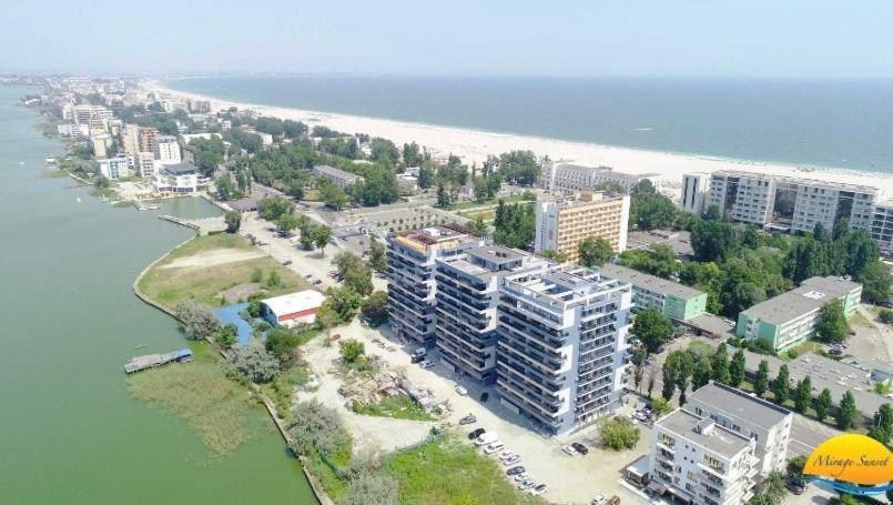 Mirage Sunset Mamaia Apartment Exterior foto